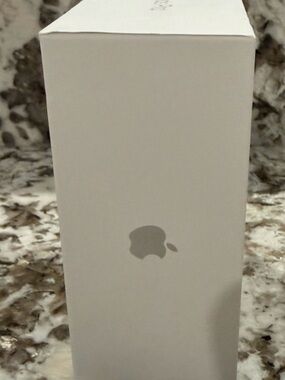 Apple White Box with Silver Logo AirPod pro